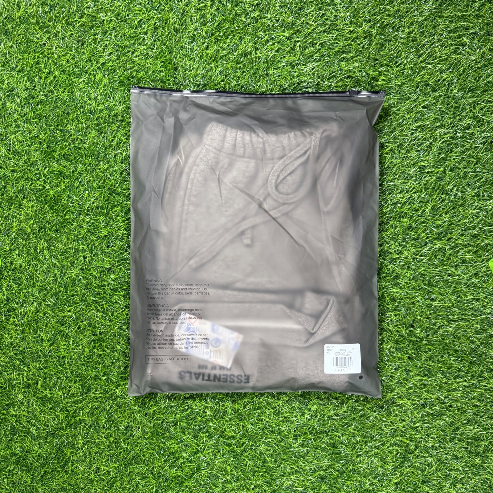Fear of God Essentials Shorts SS22 Dark Oatmeal Gray – 100% Authentic (XS-XL)