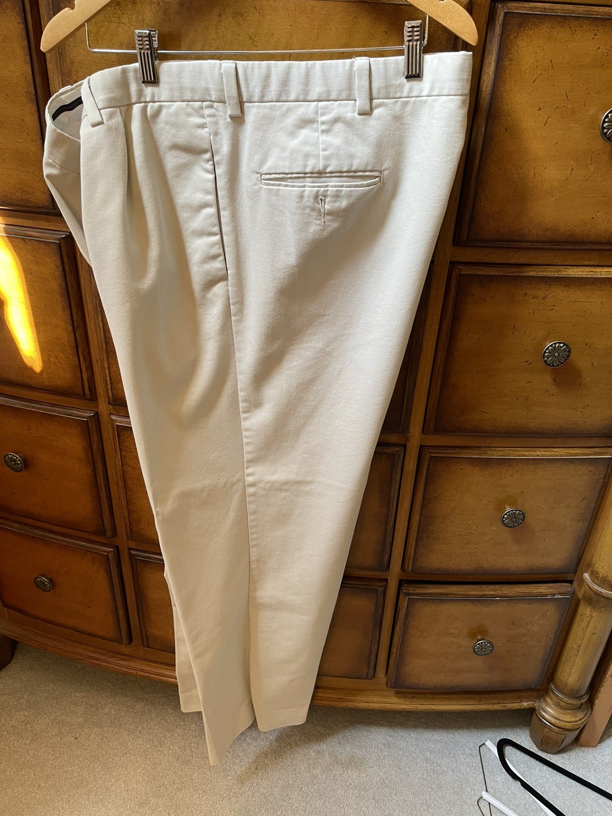 Dockers Men’s Pleated Pants 42×32