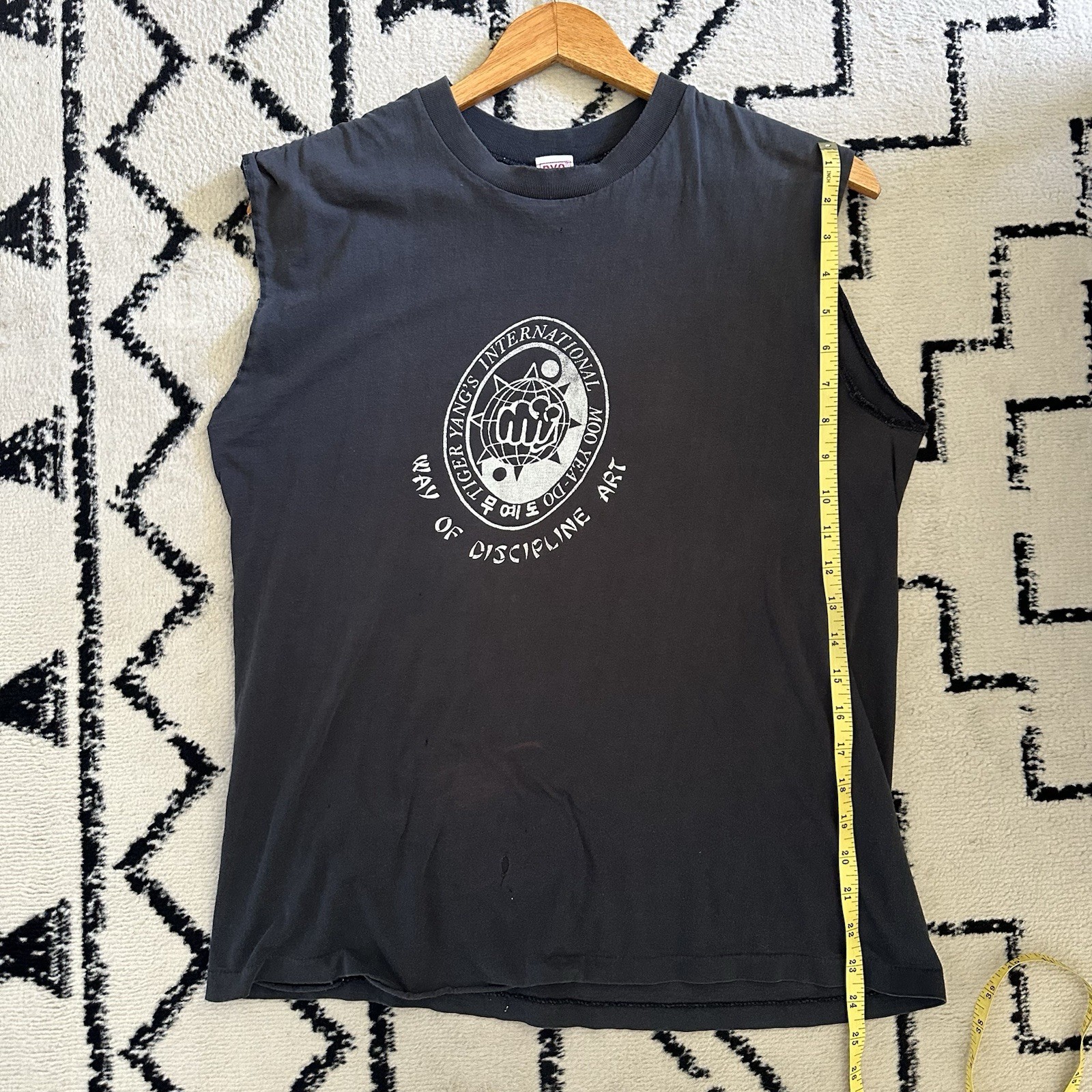Vintage Tiger Yangs Moo Yea-Do Karate T Shirt Black Faded Size XL