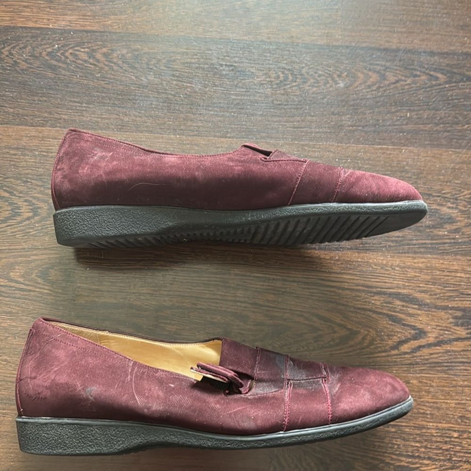 Fits By Theresia Suede Mary Jane’s Maroon 6.5